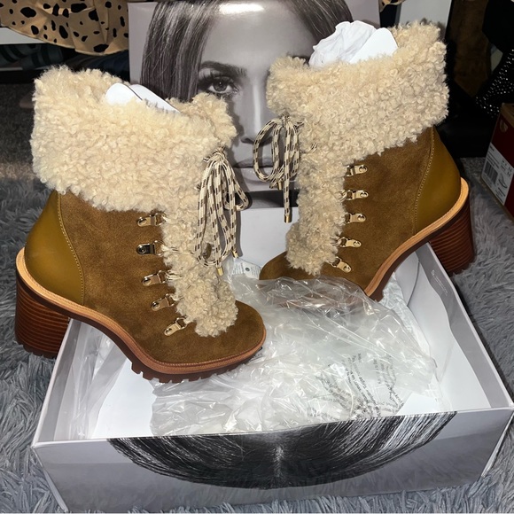 JLO JENNIFER LOPEZ Gallyana Bootie - Picture 4 of 11